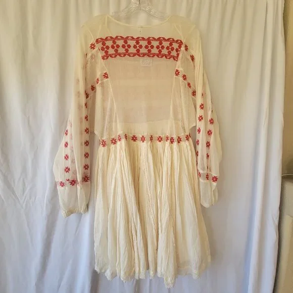 Free People Embroidered Dress NWT - Picture 3 of 5